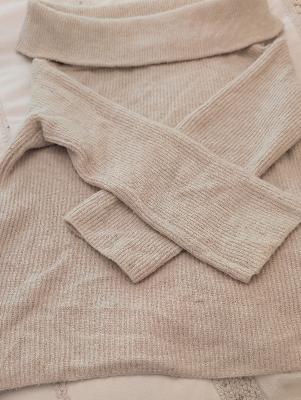 H&M Off-the-Shoulder Ribbed Sweater in Light Tan